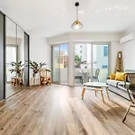 L'antibes - Vue - Pet Friendly Apartment